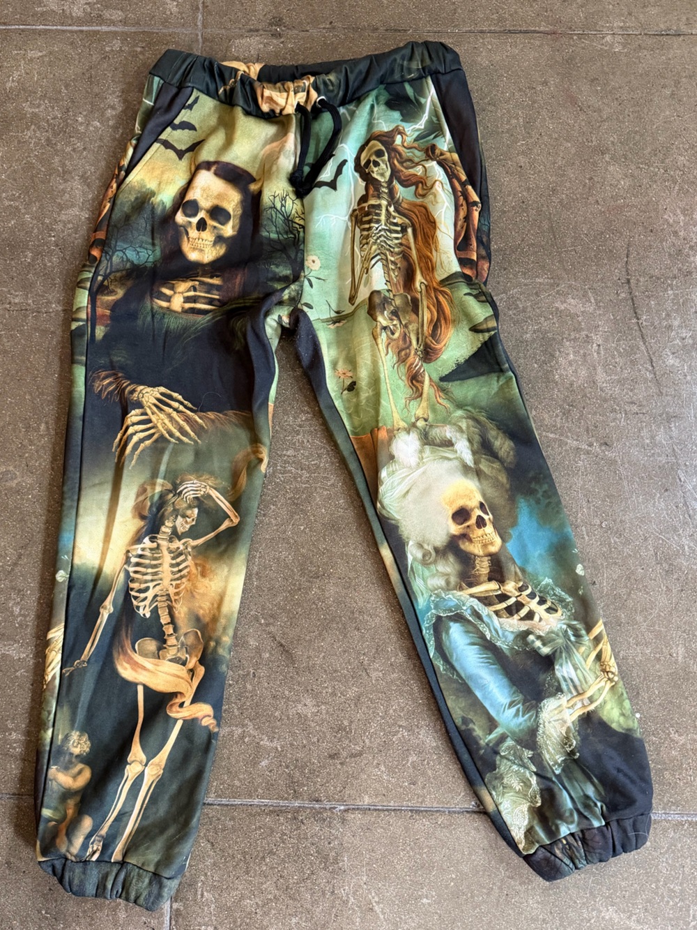 Dollskill Trickz n Treats renaissance art skeleton print joggers M